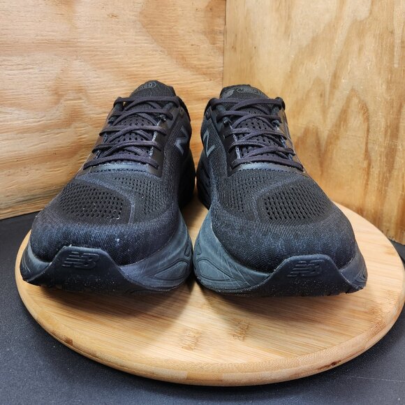 New Balance 1080 v 14 - Picture 2 of 9